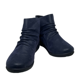 NWT Clarks Cloudsteppers Navy Ankle Booties 9.5